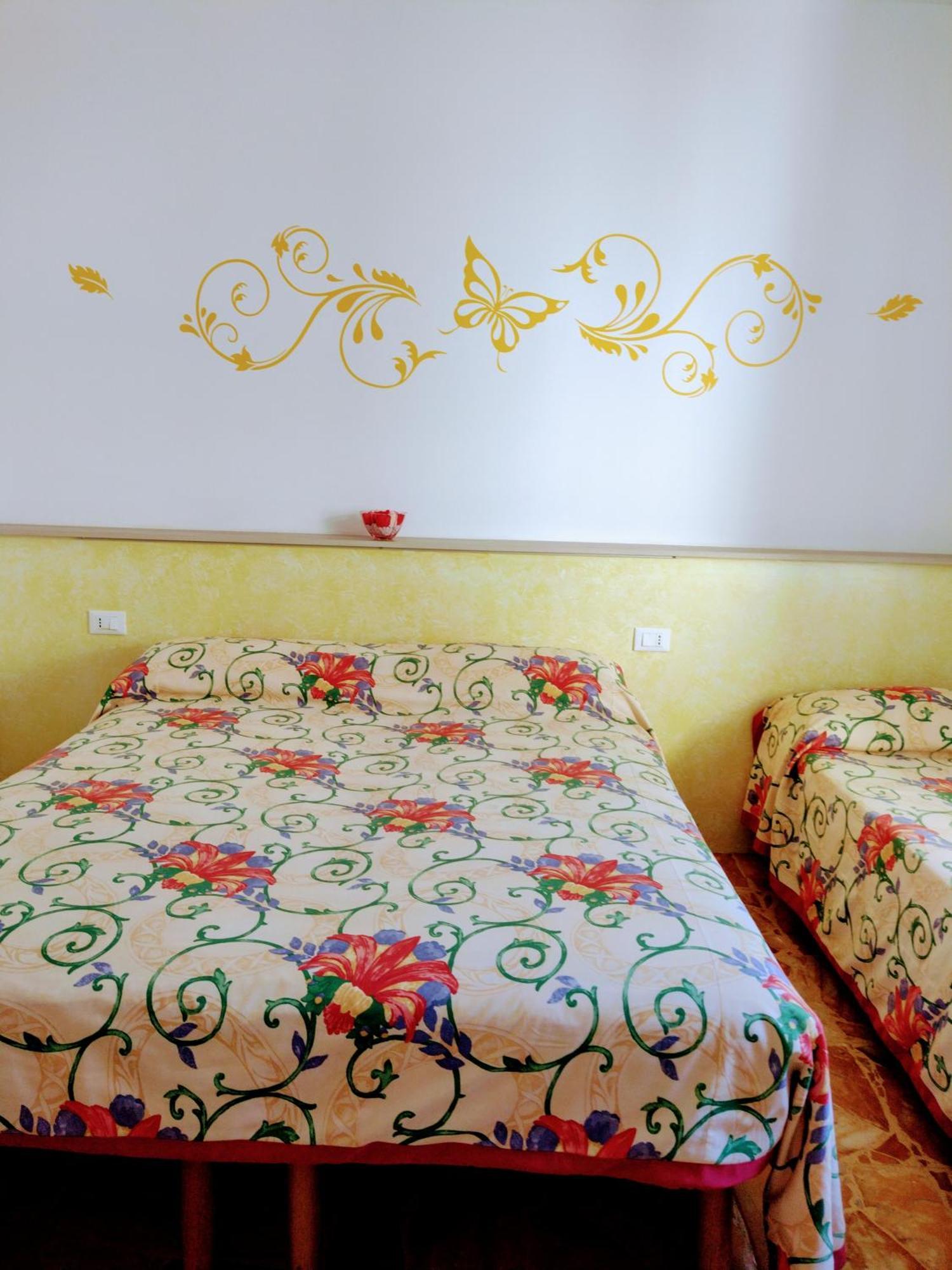 Casa Al Mare Apartman Ventimiglia Kültér fotó