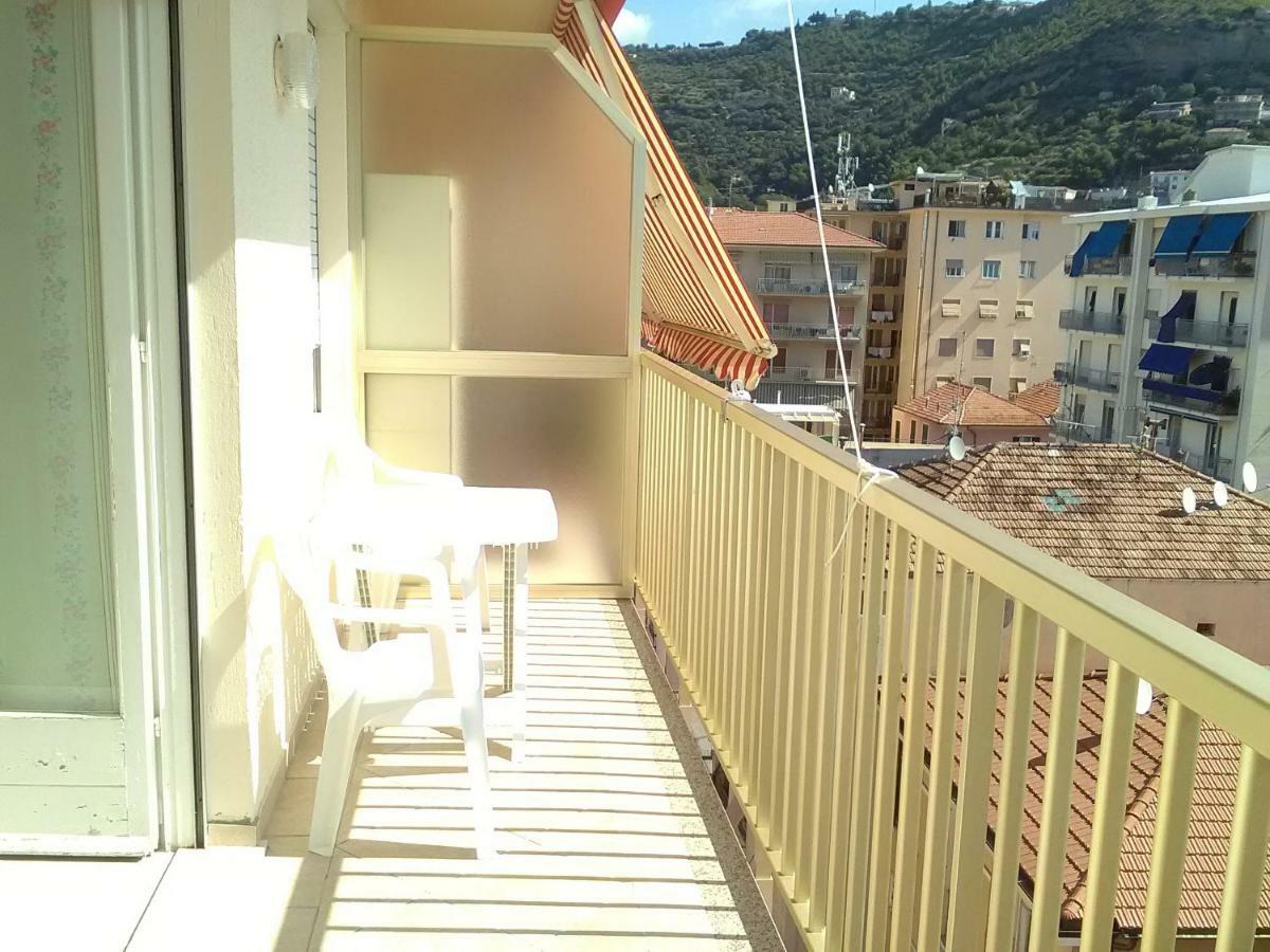 Casa Al Mare Apartman Ventimiglia Kültér fotó