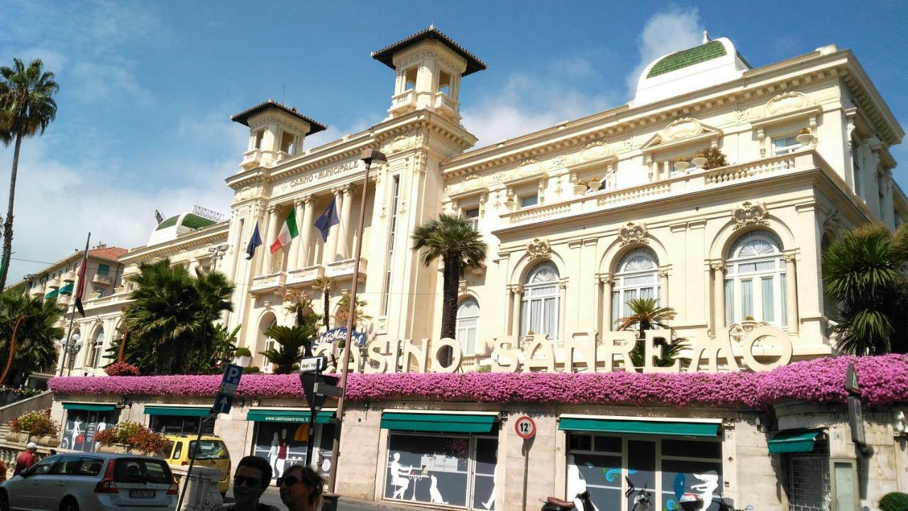 Casa Al Mare Apartman Ventimiglia Kültér fotó