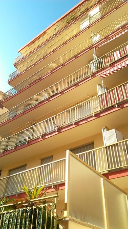 Casa Al Mare Apartman Ventimiglia Kültér fotó
